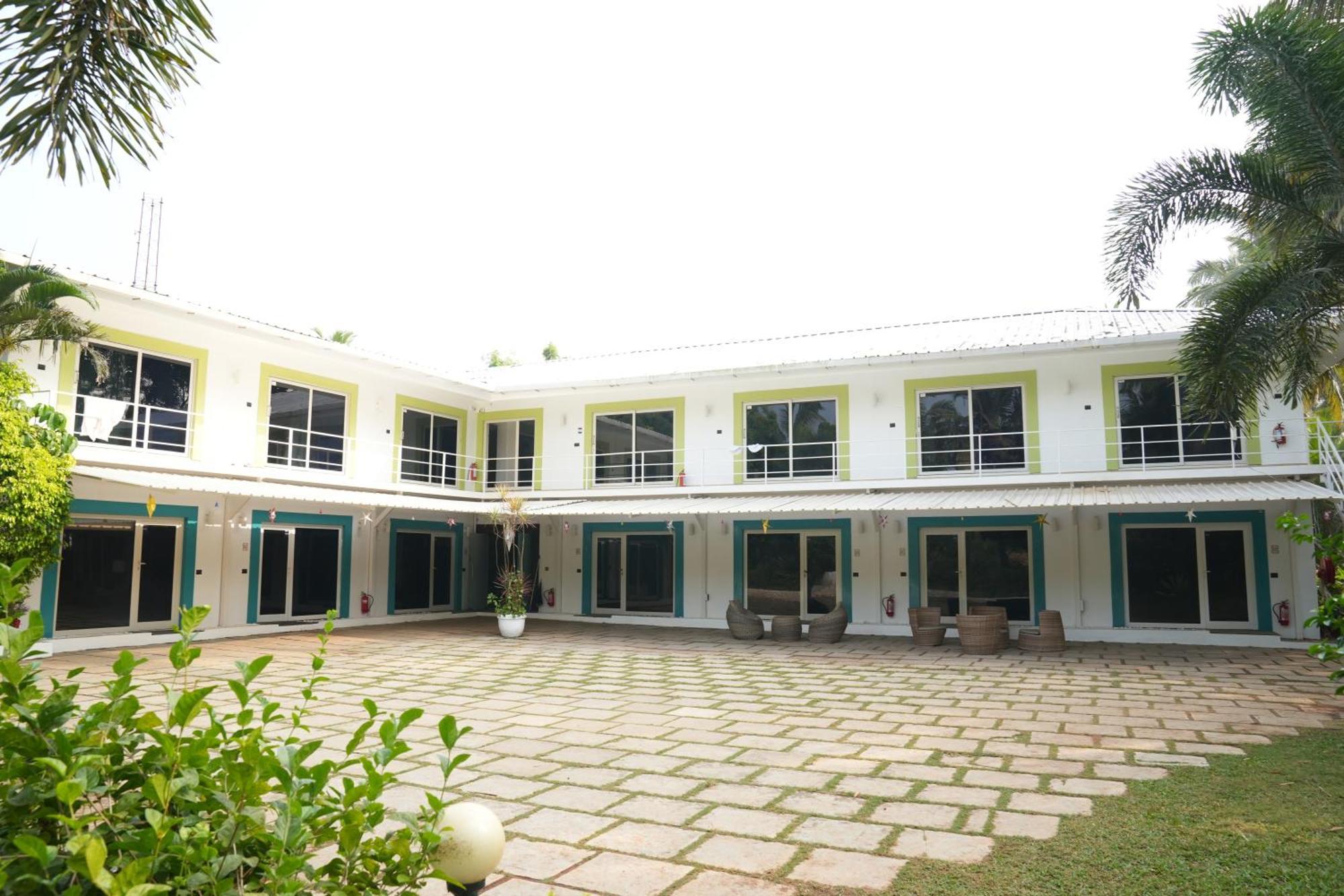 Regenta Beach House Resort, Goa Benaulim Esterno foto