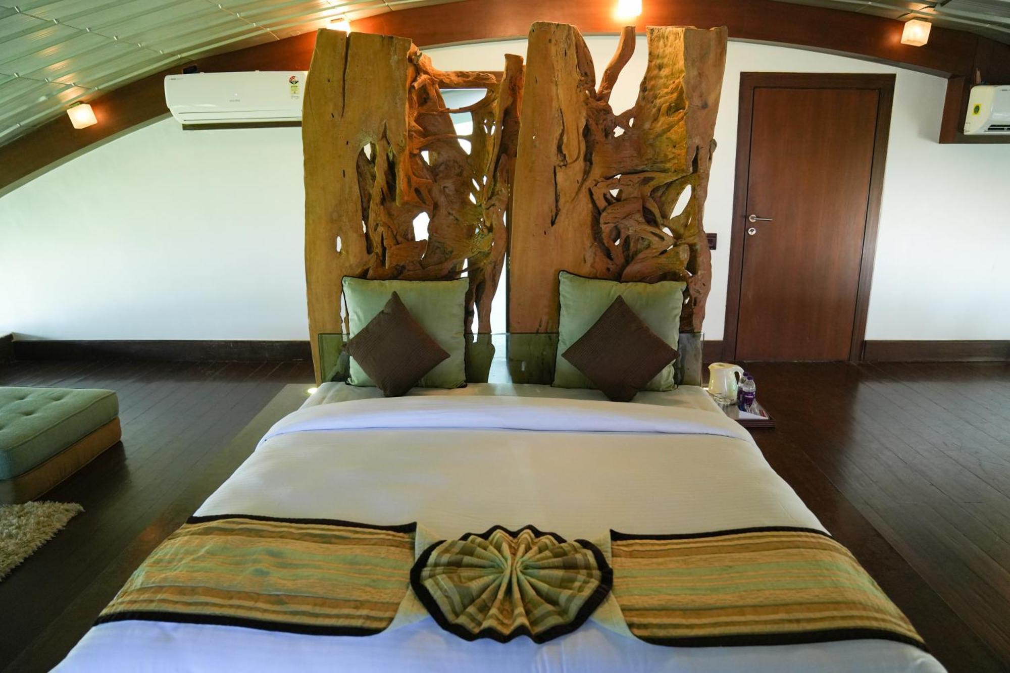 Regenta Beach House Resort, Goa Benaulim Esterno foto